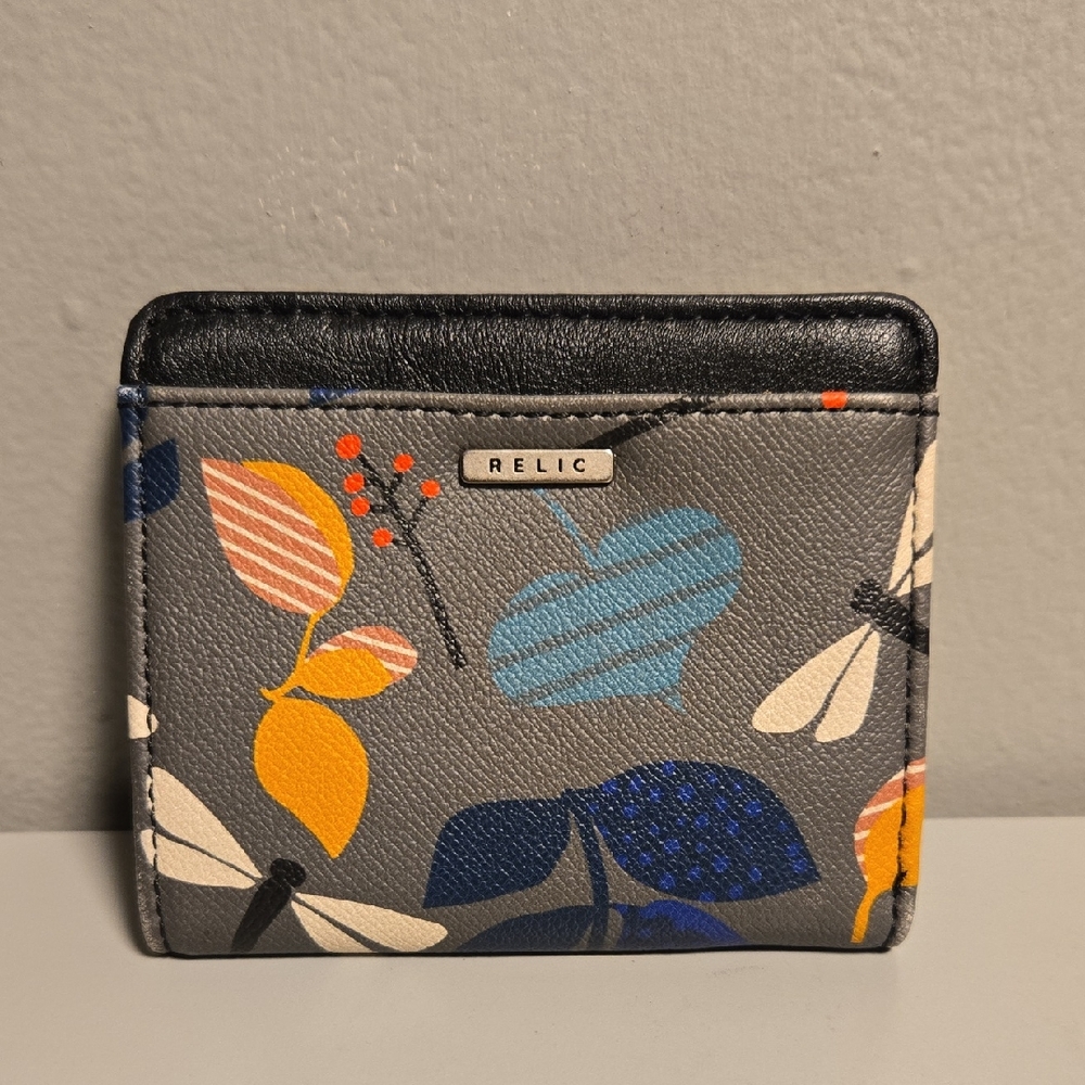 Relic Gray and Black Key & Card Holder